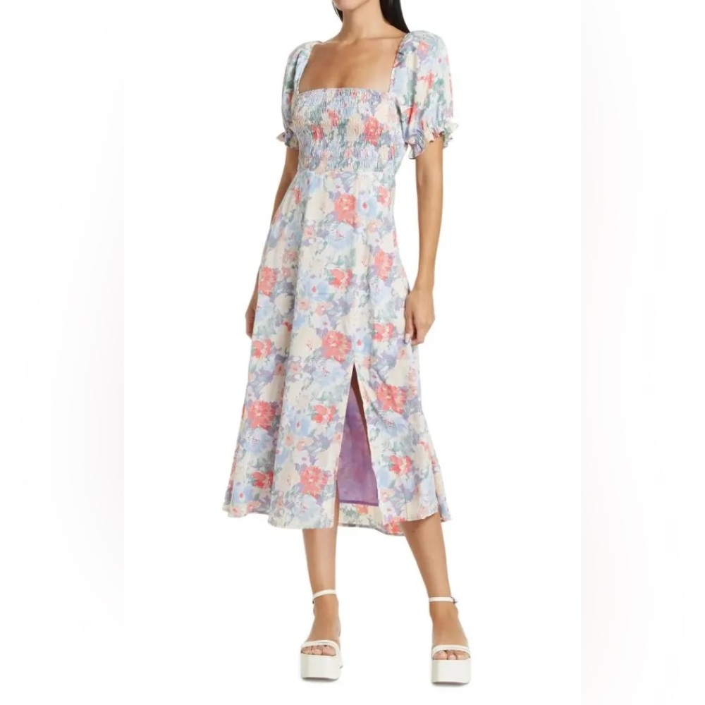 Astr the label puff sleeve smocked midi dress